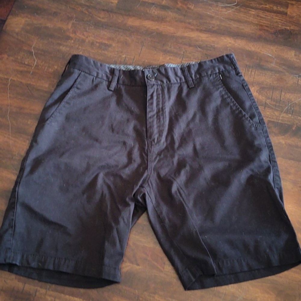 Billabong shorts size 36